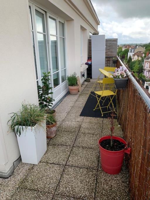 Apartamento Convenience & Charm With A View Maisons-Laffitte Exterior foto